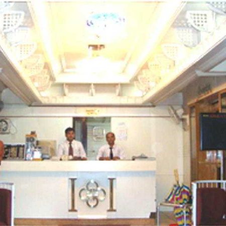 Grant Hotell Mumbai Exteriör bild
